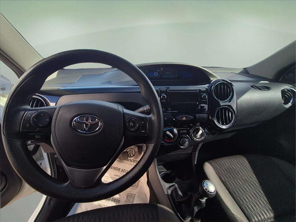 ETIOS 1.5 XS 16V FLEX 4P MANUAL7