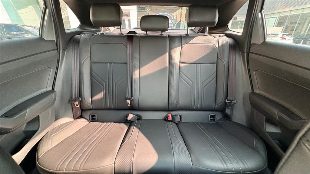 NIVUS 1.0 200 TSI TOTAL FLEX HIGHLINE AUTOMÁTICO13