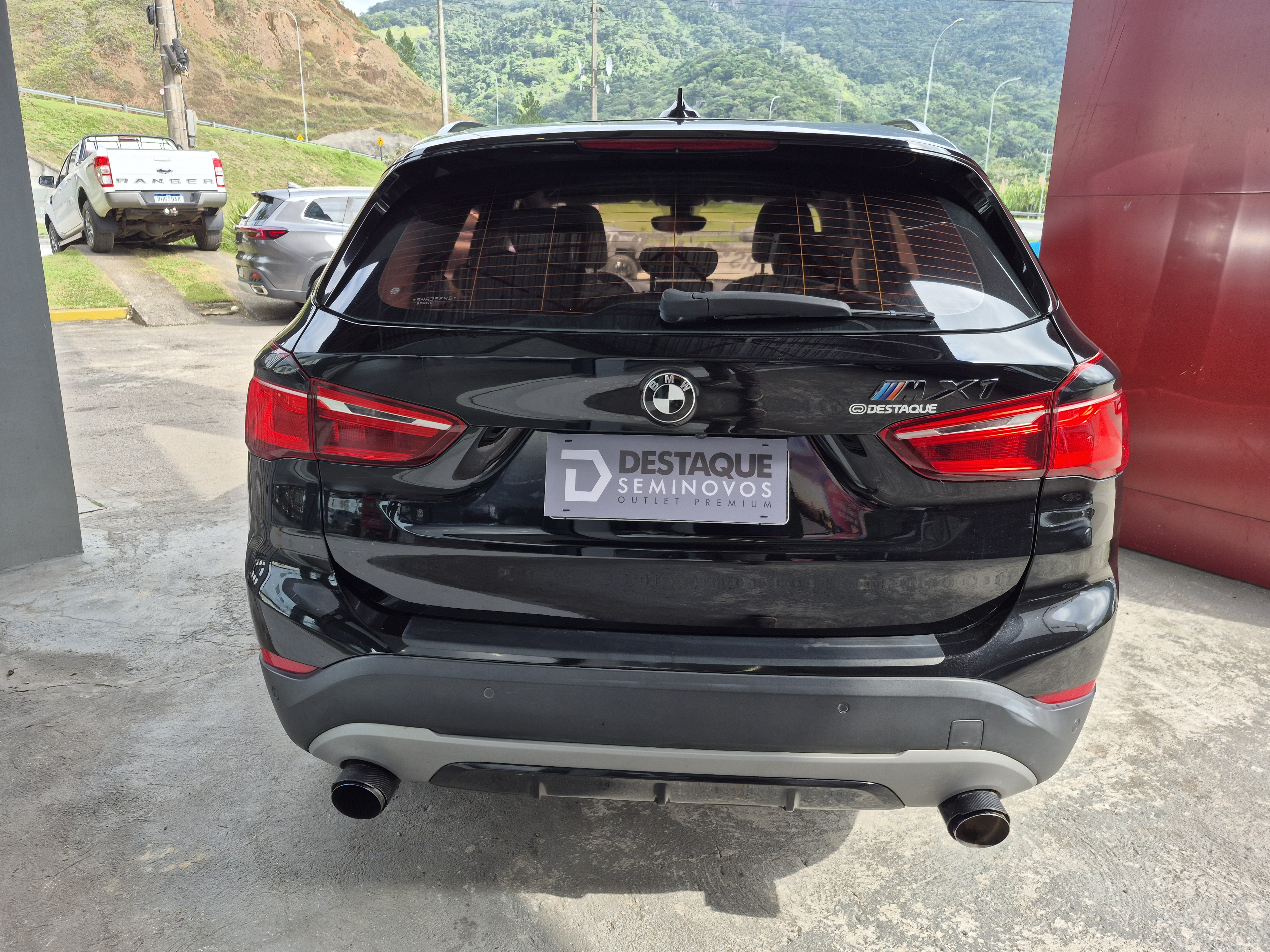 Foto ilustrativa do carro