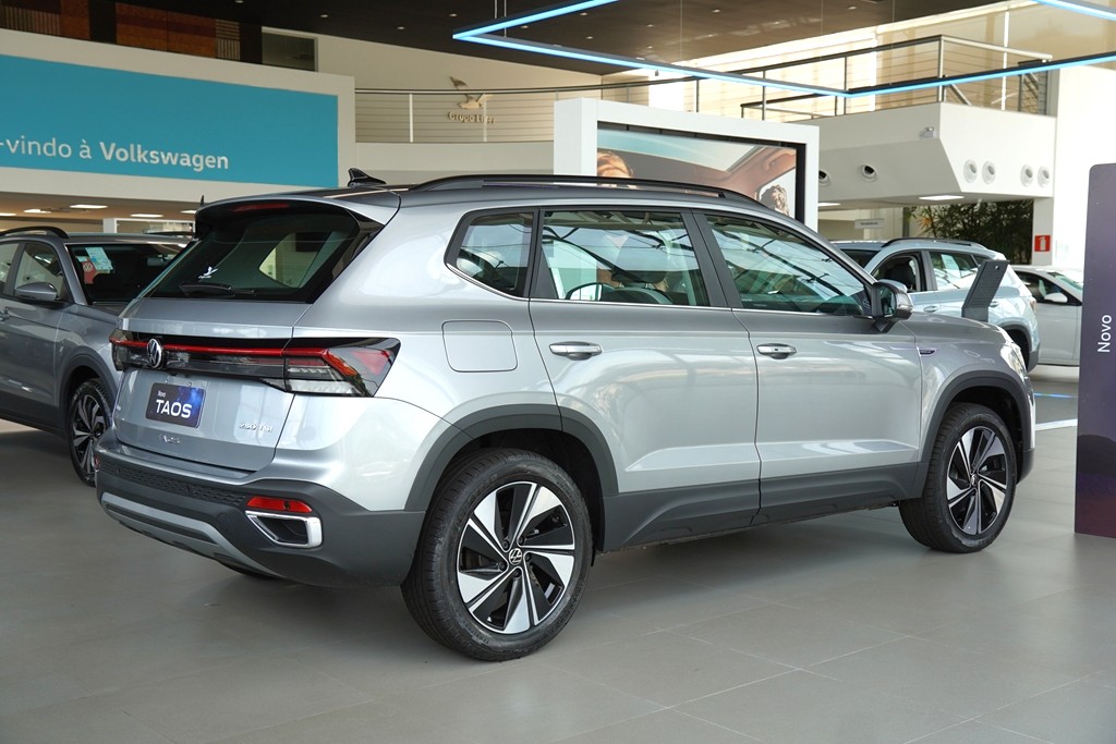 TAOS 1.4 250 TSI TOTAL FLEX COMFORTLINE AUTOMÁTICO4