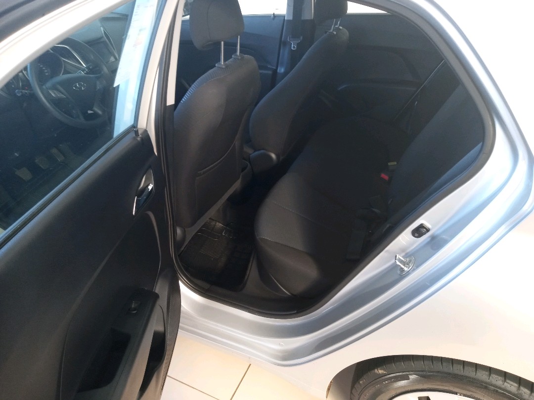 HB20 1.6 COMFORT PLUS 16V FLEX 4P MANUAL9