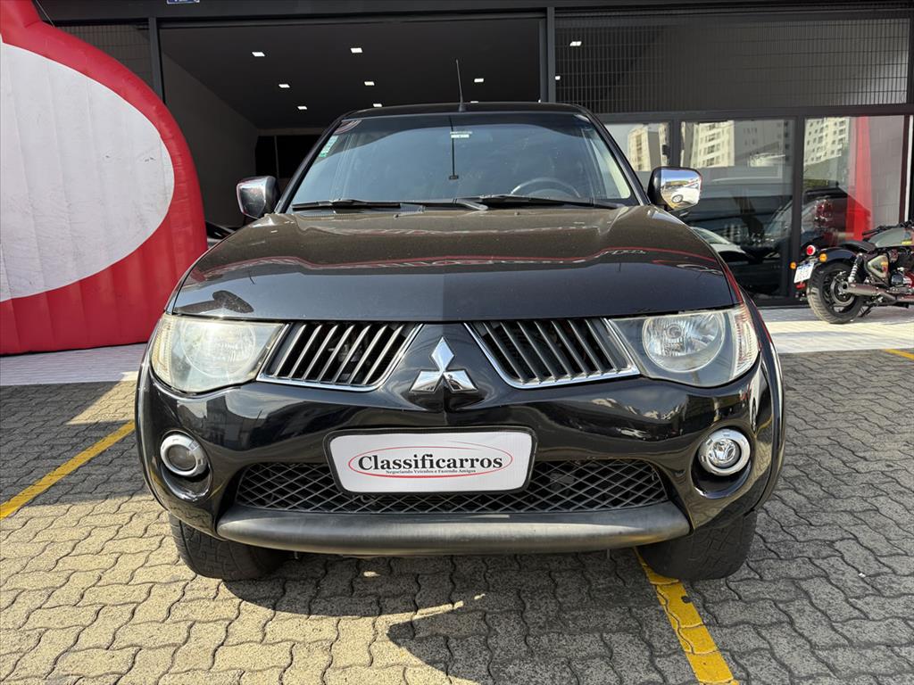 Mitsubishi L200 Triton - 3.5 HPE 4X4 CD V6 24V FLEX 4P AUTOMÁTICO