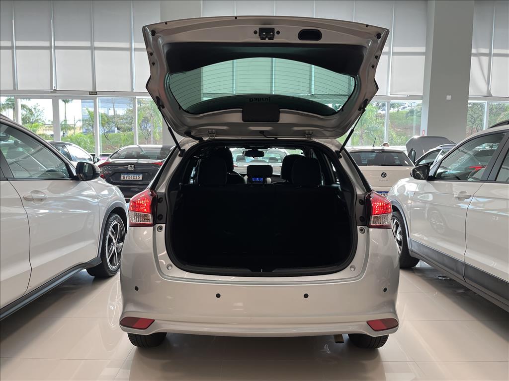 YARIS 1.5 16V FLEX XL PLUS CONNECT MULTIDRIVE13