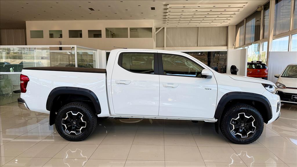 TITANO 2.2 TURBO DIESEL VOLCANO 4X4 AT6