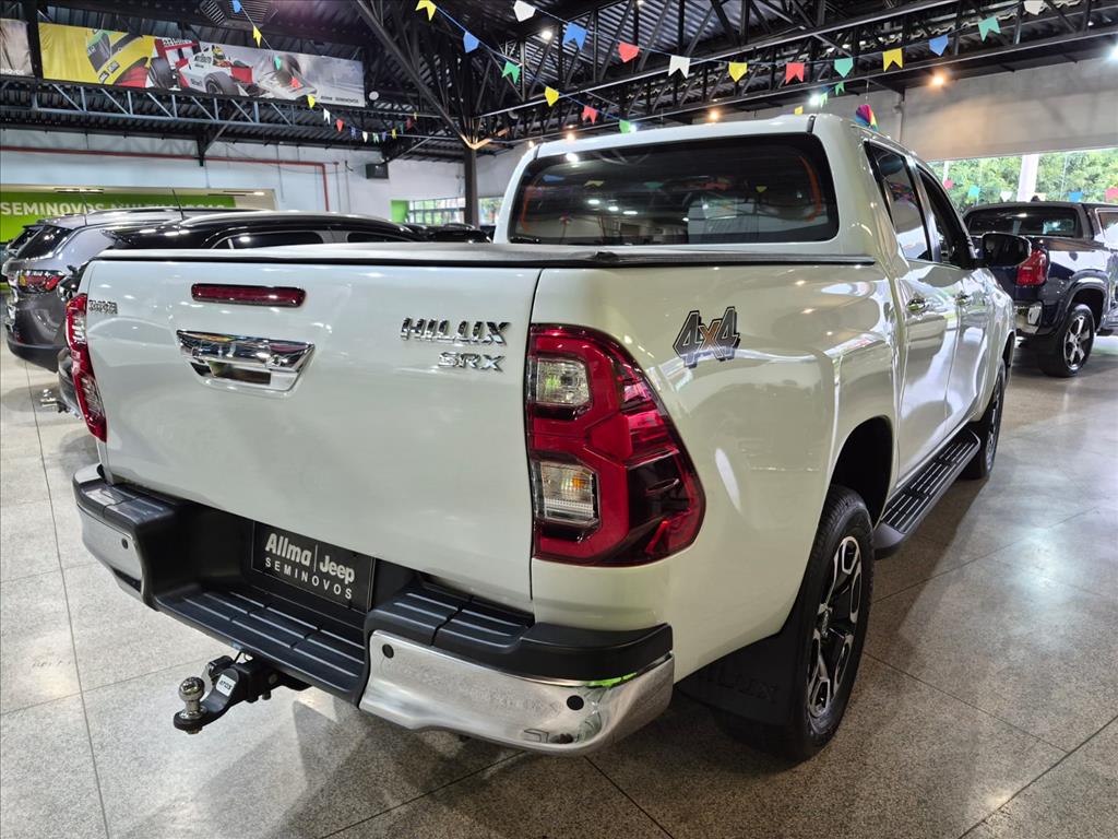 HILUX 2.8 D-4D TURBO DIESEL CD SRX 4X4 AUTOMÁTICO7