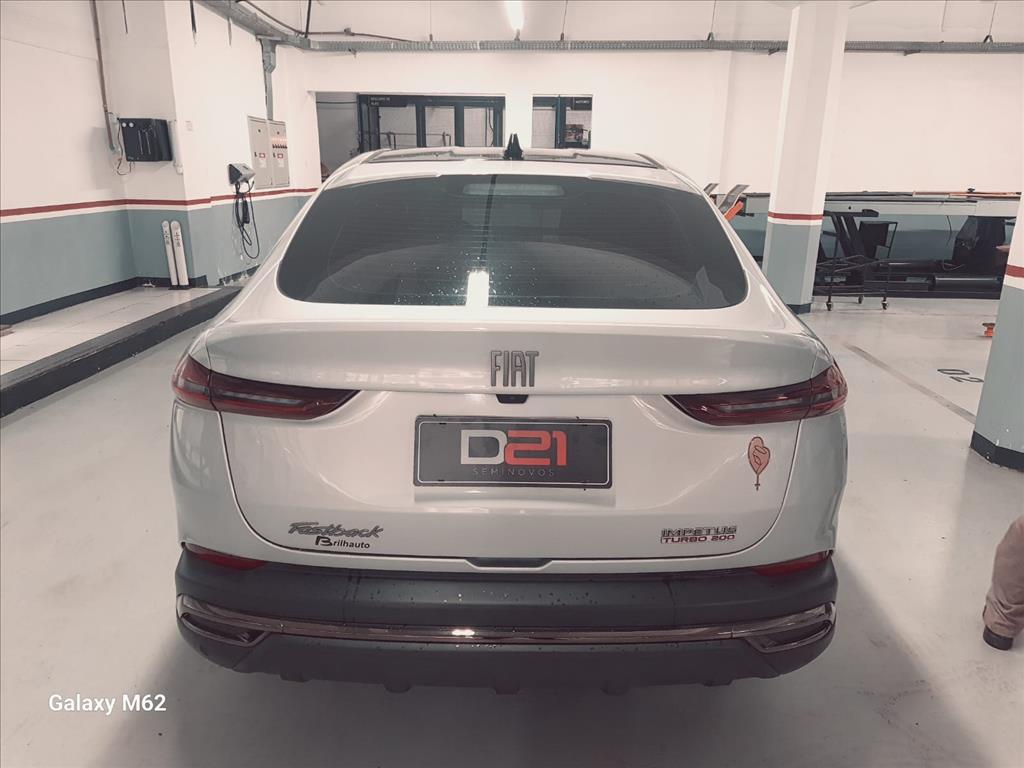 Fiat-FASTBACK-1.0 TURBO 200 FLEX IMPETUS CVT