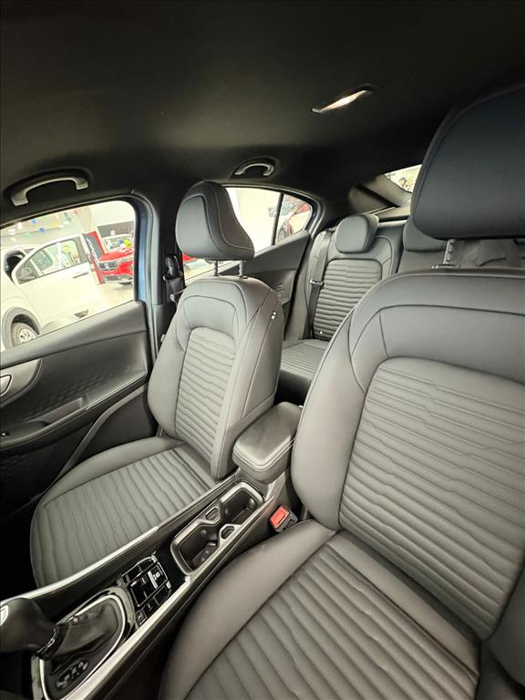 FASTBACK 1.0 TURBO 200 HYBRID IMPETUS CVT FASTBACK 1.0 TURBO 200 HYBRID IMPETUS CVT