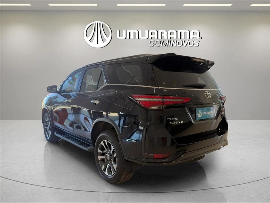 HILUX SW4 2.8 D-4D TURBO DIESEL DIAMOND 7L 4X4 AUTOMÁTICO4
