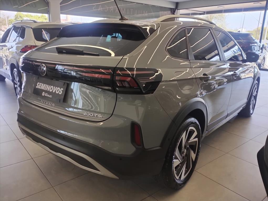NIVUS 1.0 200 TSI TOTAL FLEX HIGHLINE AUTOMÁTICO9