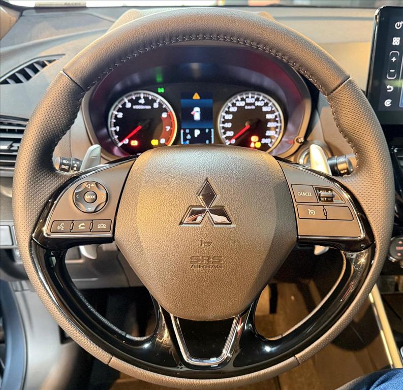 Mitsubishi-ECLIPSE CROSS-1.5 MIVEC TURBO GASOLINA TARMAC CVT