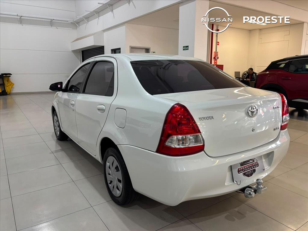 ETIOS 1.5 XS SEDAN 16V FLEX 4P AUTOMÁTICO5