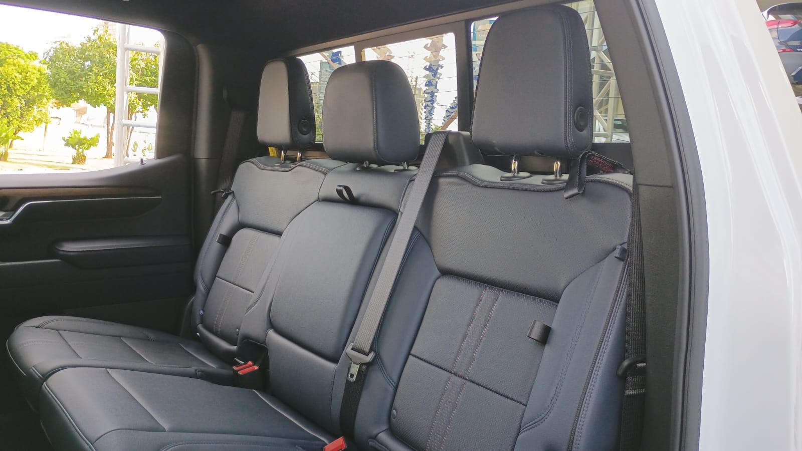 SILVERADO 5.3 V8 GASOLINA 1500 HIGH COUNTRY 4X4 AUTOMÁTICO15