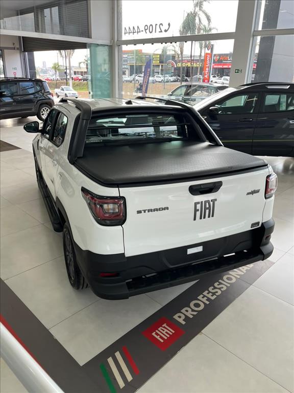 STRADA 1.0 TURBO 200 FLEX RANCH CD CVT2
