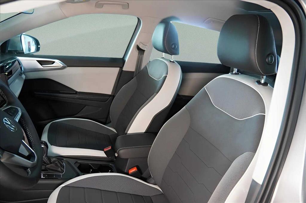 TAOS 1.4 250 TSI TOTAL FLEX COMFORTLINE AUTOMÁTICO8