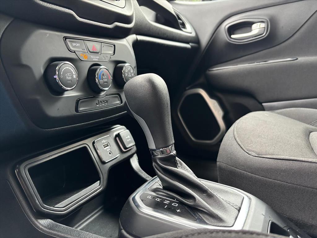 RENEGADE 1.8 16V FLEX SPORT 4P AUTOMÁTICO11