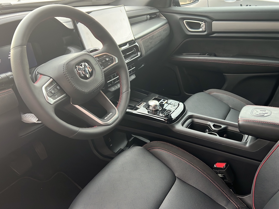 RAMPAGE 2.2 TURBO DIESEL LARAMIE 4X4 AUTOMÁTICO2