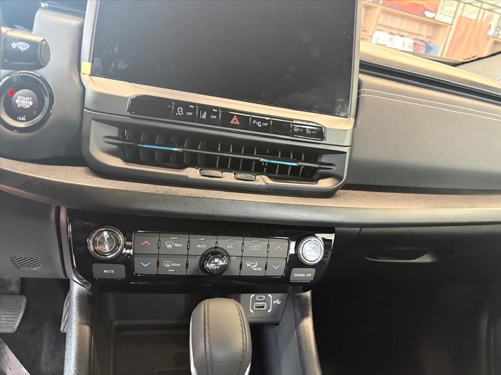 RENEGADE 1.3 T270 TURBO MHEV LONGITUDE AT610