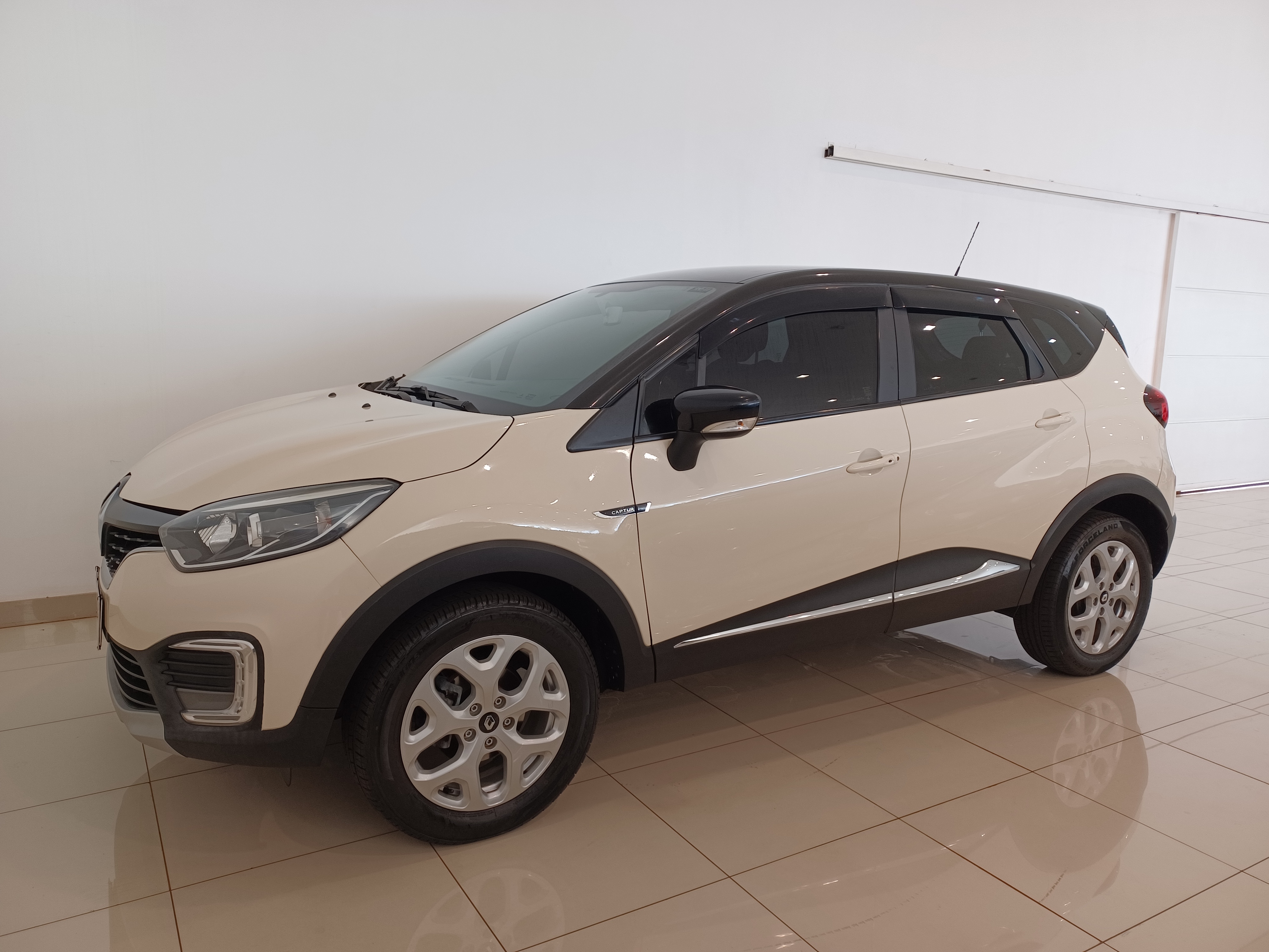 Renault-CAPTUR-1.6 16V SCE FLEX ZEN X-TRONIC