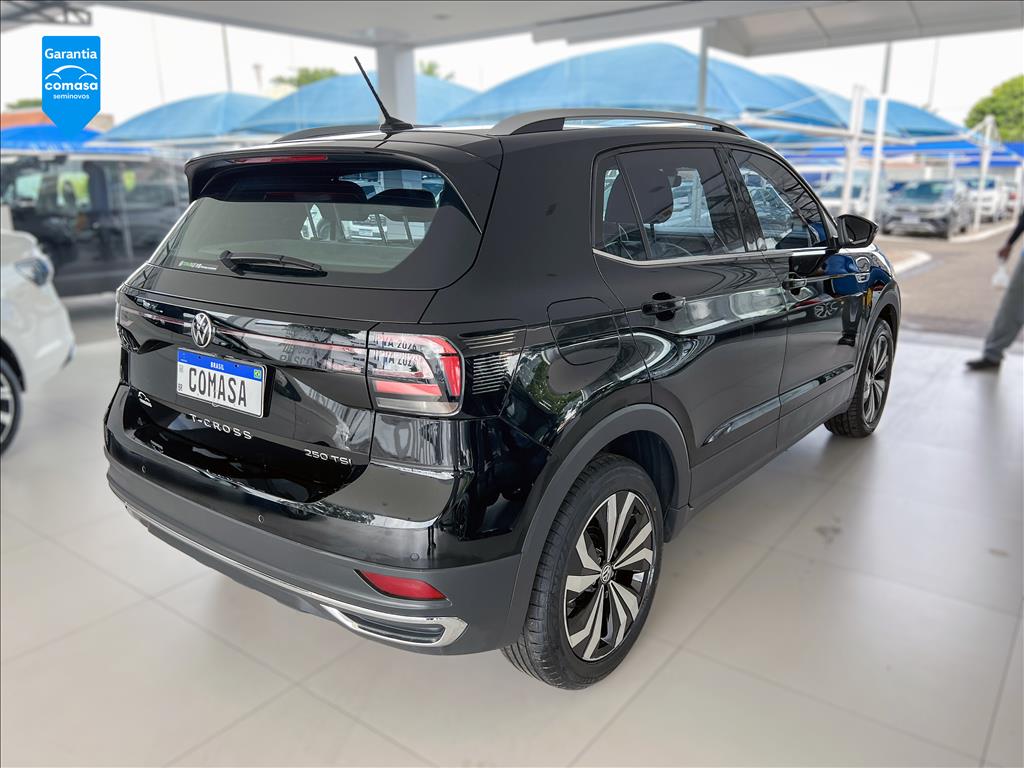 T-CROSS 1.4 250 TSI TOTAL FLEX HIGHLINE AUTOMÁTICO5