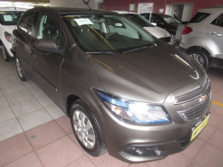 ONIX 1.4 MPFI LT 8V FLEX 4P AUTOMÁTICO