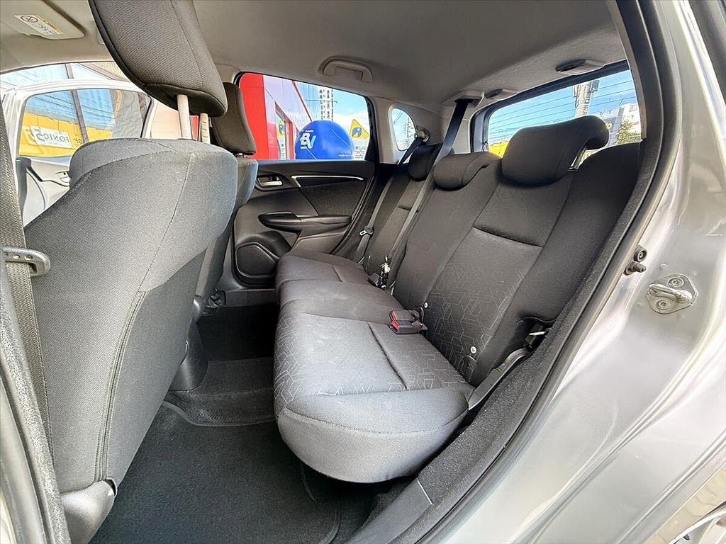 Honda Fit - 1.5 LX 16V FLEX 4P AUTOMÁTICO