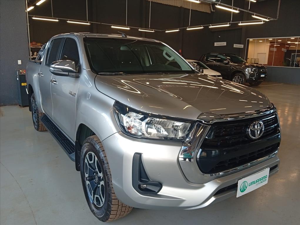 HILUX 2.8 D-4D TURBO DIESEL CD SRV 4X4 AUTOMÁTICO2