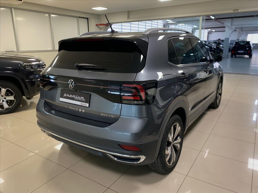 T-CROSS 1.4 250 TSI TOTAL FLEX HIGHLINE AUTOMÁTICO T-CROSS 1.4 250 TSI TOTAL FLEX HIGHLINE AUTOMÁTICO