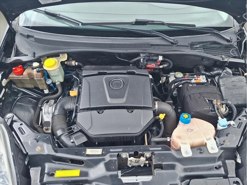 PUNTO 1.6 ESSENCE 16V FLEX 4P MANUAL8