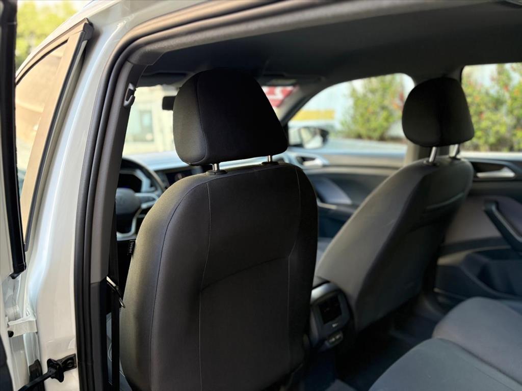 T-CROSS 1.0 200 TSI TOTAL FLEX AUTOMÁTICO10