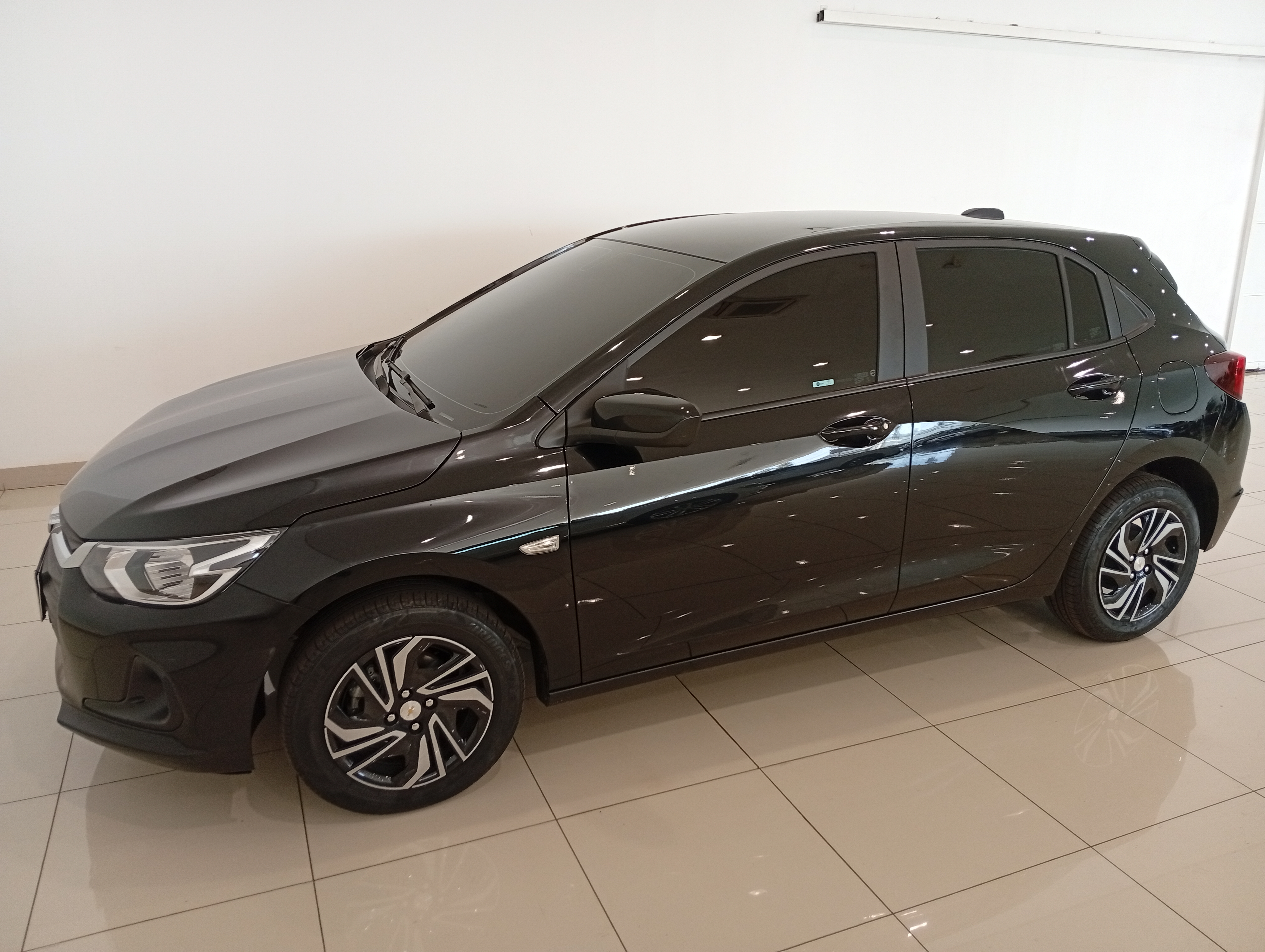 Chevrolet Onix 1.0 Flex LT Manual - foto 5