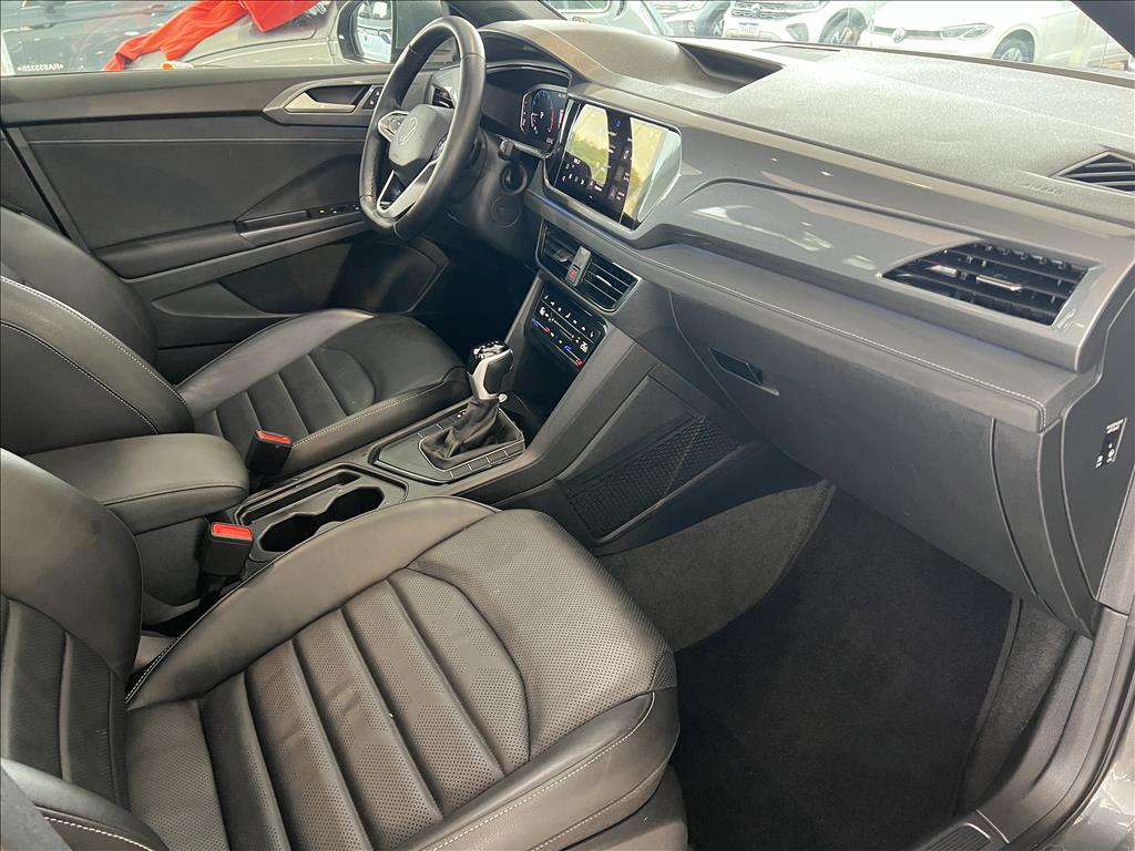 TAOS 1.4 250 TSI TOTAL FLEX HIGHLINE AUTOMÁTICO13