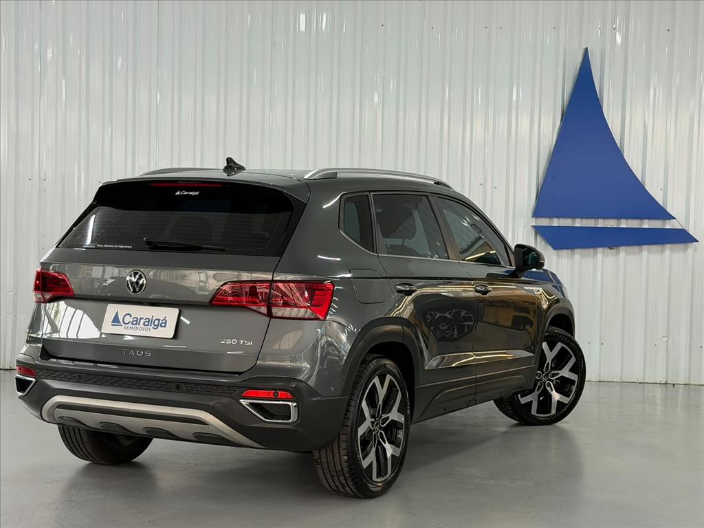 TAOS 1.4 250 TSI TOTAL FLEX HIGHLINE AUTOMÁTICO2