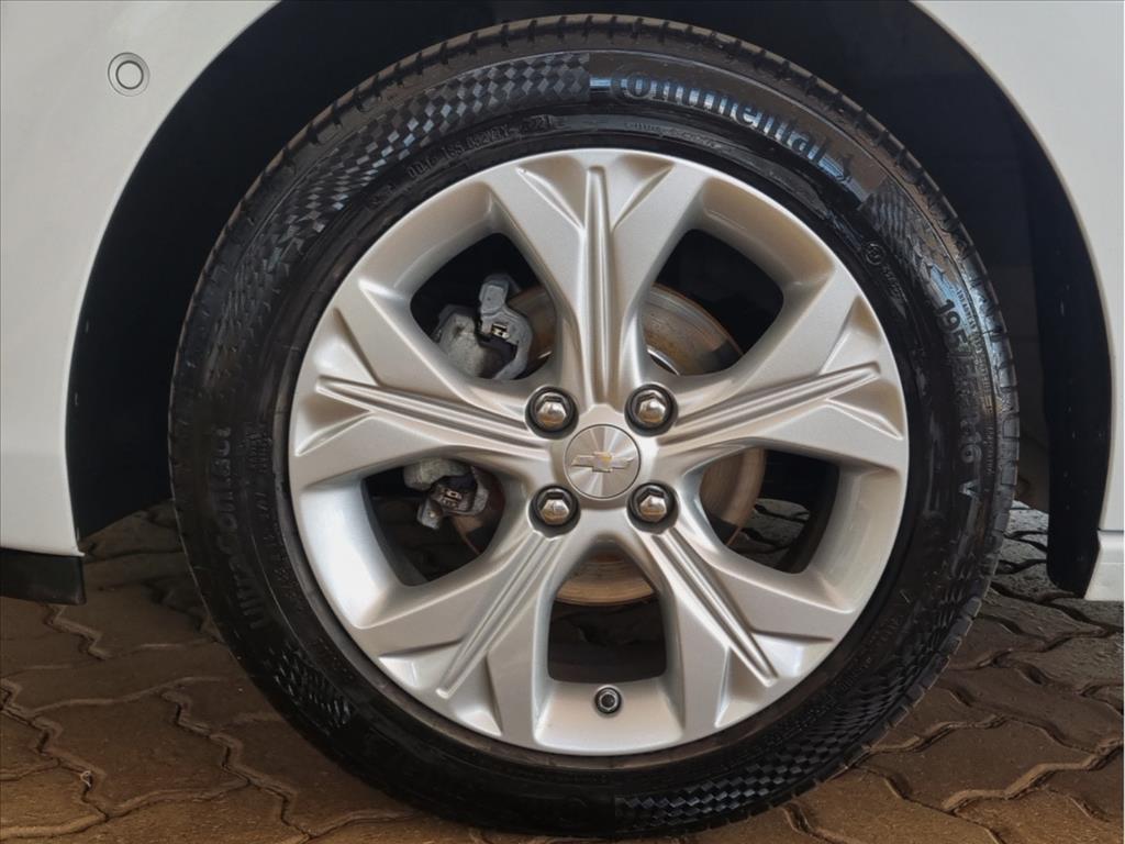 ONIX 1.0 TURBO FLEX PREMIER AUTOMÁTICO9