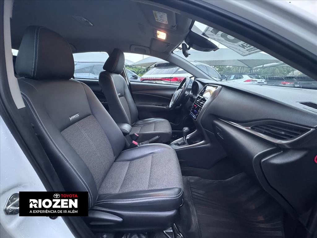 YARIS 1.5 16V FLEX SEDAN XS MULTIDRIVE12