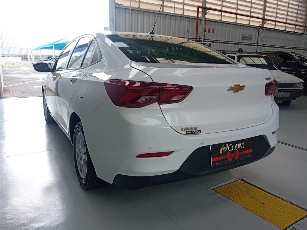 ONIX PLUS 1.0 TURBO FLEX LT AUTOMÁTICO3