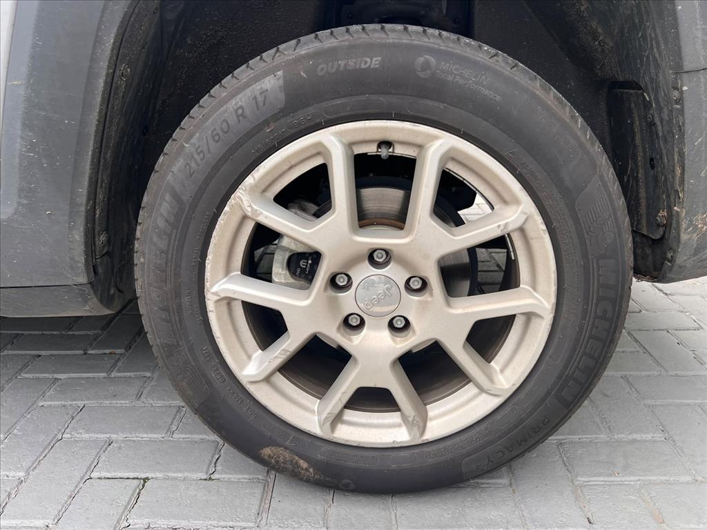 RENEGADE 1.8 16V FLEX SPORT 4P AUTOMÁTICO9
