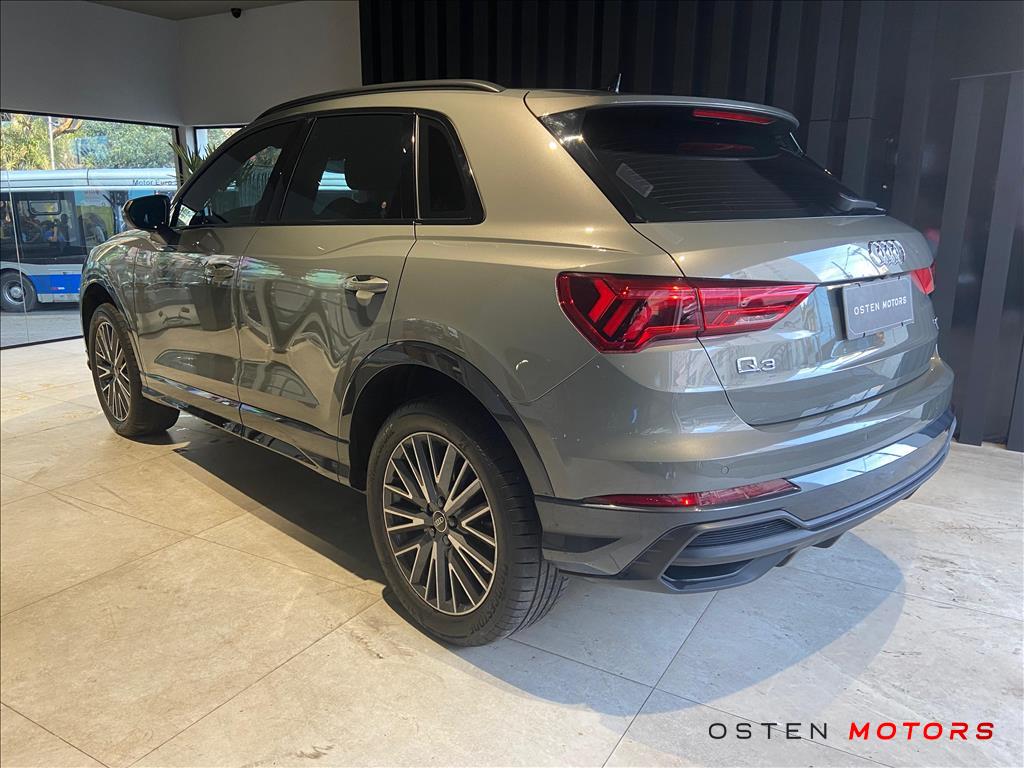 AUDI-Q3-2.0 40 TFSI GASOLINA PERFORMANCE BLACK QUATTRO TIPTRONIC
