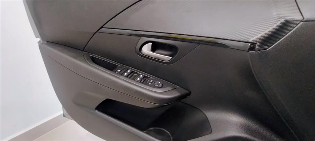 208 1.0 FIREFLY FLEX STYLE MANUAL13