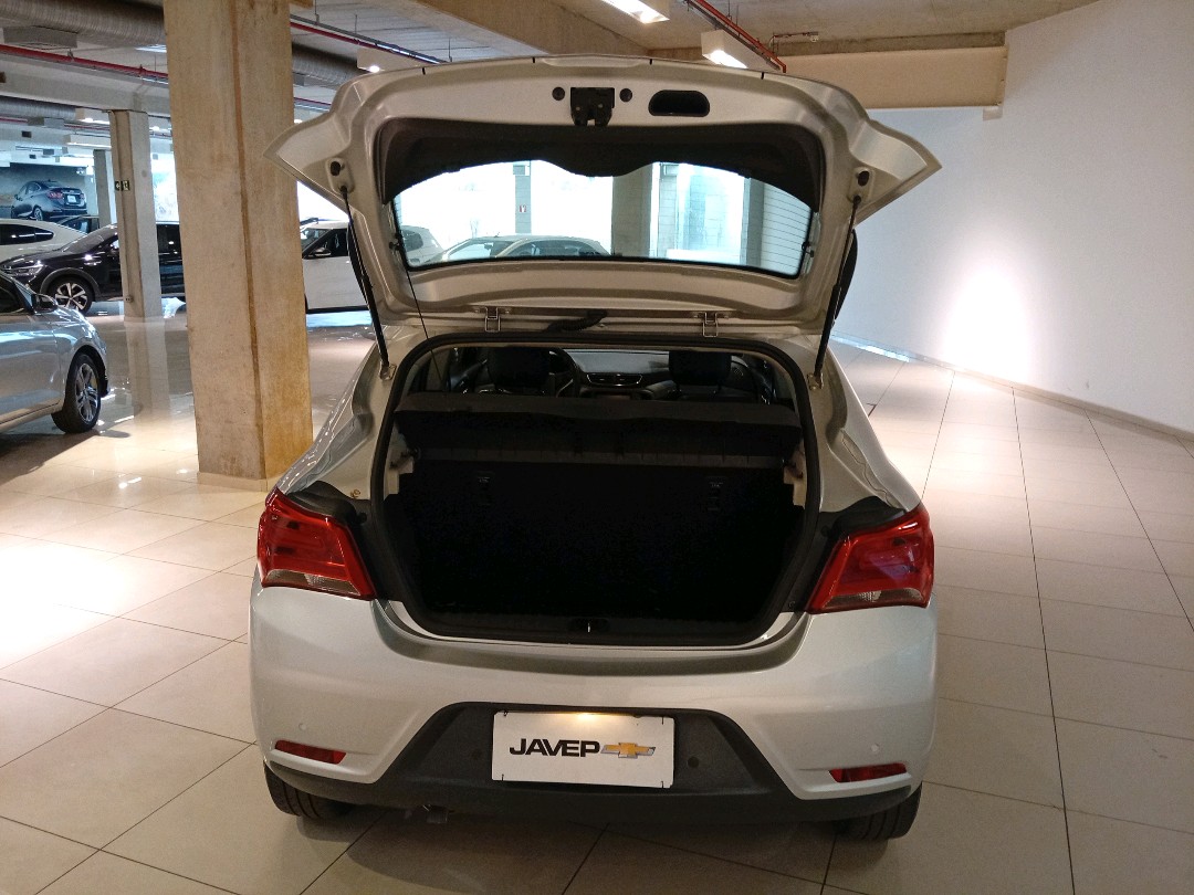 GM - Chevrolet-ONIX-1.4 MPFI LT 8V FLEX 4P MANUAL