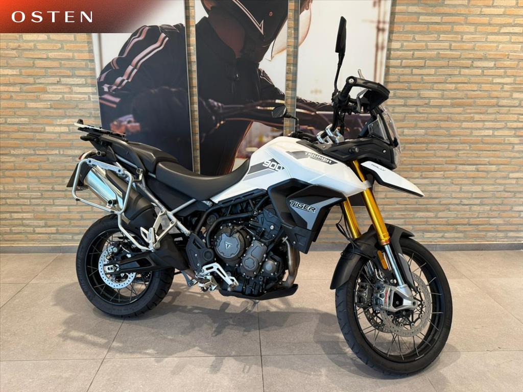900 RALLY
