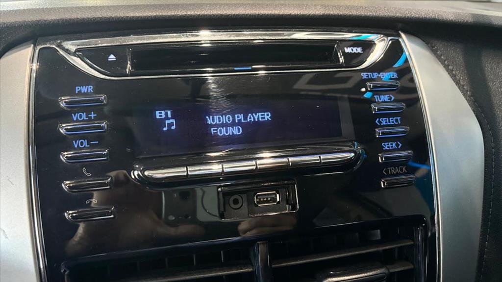YARIS 1.5 16V FLEX SEDAN XL LIVE MULTIDRIVE11