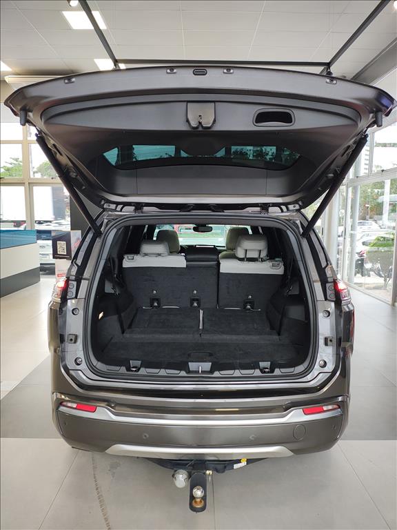 COMMANDER 1.3 T270 TURBO FLEX OVERLAND AT611