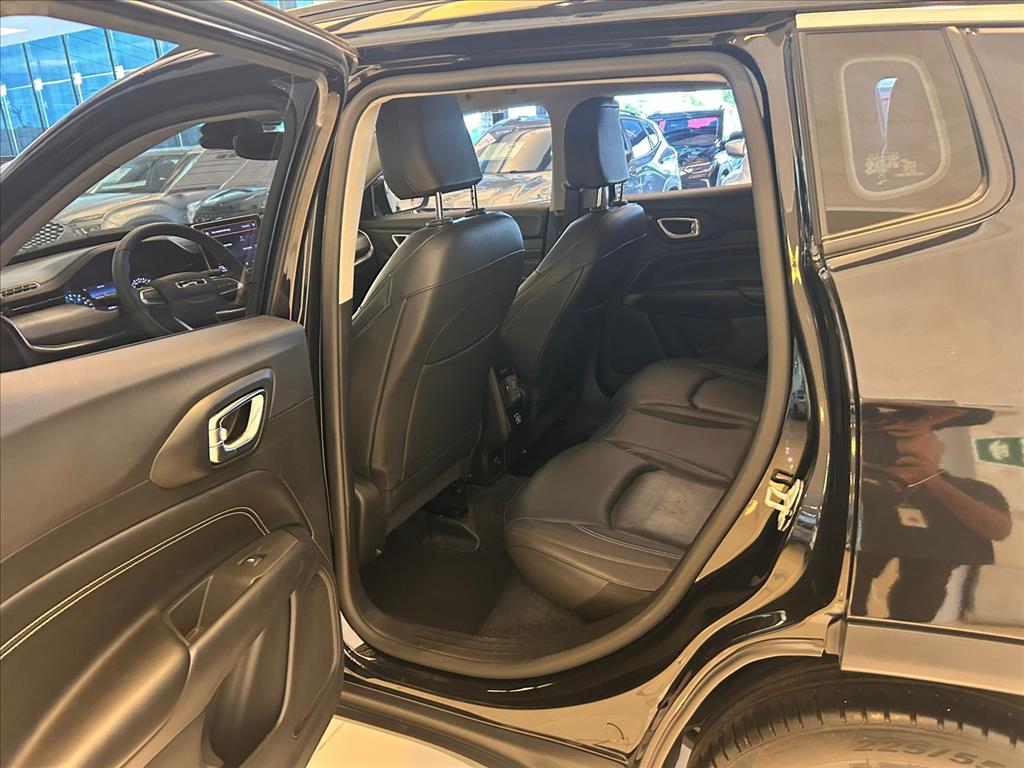 Jeep-COMPASS-1.3 T270 TURBO FLEX LONGITUDE AT6