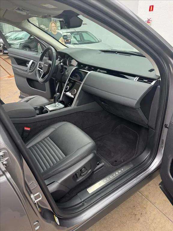 DISCOVERY SPORT 2.0 D200 TURBO DIESEL SE AUTOMÁTICO10