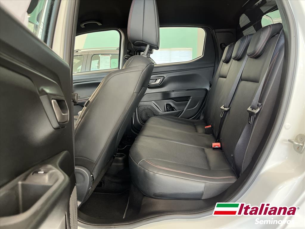 STRADA 1.0 TURBO 200 FLEX ULTRA CD CVT13
