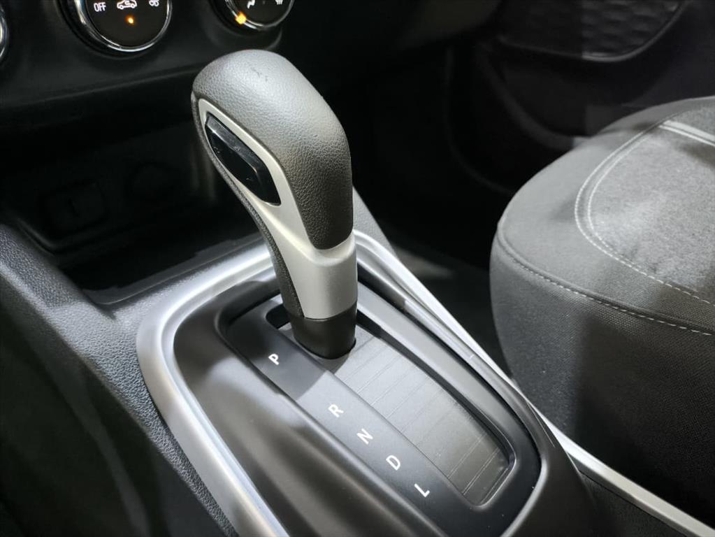 TRACKER 1.0 TURBO FLEX LT AUTOMÁTICO11