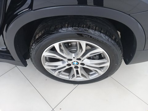 BMW-X1-2.0 16V TURBO ACTIVEFLEX SDRIVE20I 4P AUTOMÁTICO