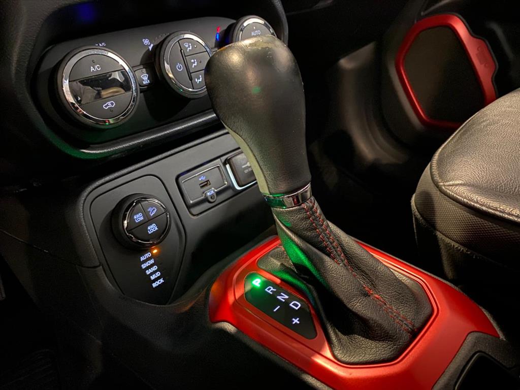 RENEGADE 2.0 16V TURBO DIESEL TRAILHAWK 4P 4X4 AUTOMÁTICO9