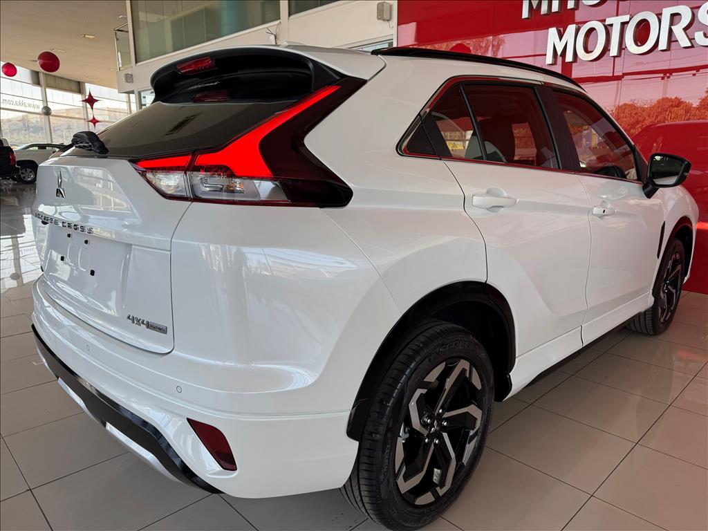 Mitsubishi-ECLIPSE CROSS-1.5 MIVEC TURBO GASOLINA HPE-S S-AWC CVT