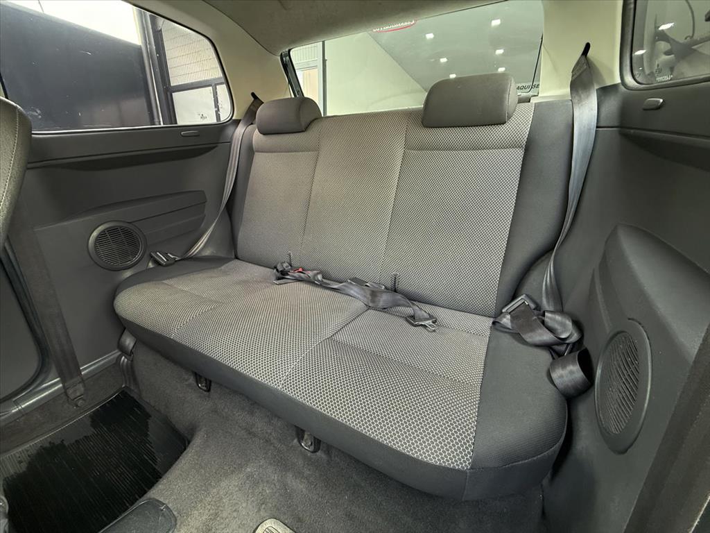 Volkswagen Fox - 1.0 MI 8V FLEX 2P MANUAL